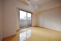 JR山手線 新橋駅 徒歩2分の賃貸マンション 5階1Kのリビング/ダイニング