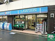 ローソン 徒歩5分。 330m