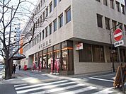 麹町郵便局 264m