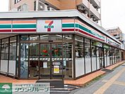 セブンイレブン足立梅島1丁目店 徒歩6分。 410m