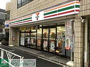 セブンイレブン渋谷神宮前2丁目西店 徒歩5分。コンビニ 370m