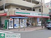 ローソンストア100足立栗原店 徒歩7分。コンビニ 510m