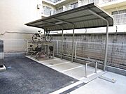 屋根付き駐輪場