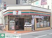 セブンイレブン 徒歩5分。コンビニ 350m