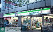 ファミリーマート坪田リバーサイド店 徒歩2分。コンビニ 90m