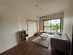 東急東横線 反町駅 徒歩13分の賃貸マンション 4階4LDKのリビング/ダイニング