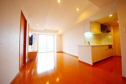 パシフィックロイヤルコートみなとみらいアーバンタワー 1306 13階1LDKのリビング/ダイニング