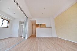 JR京浜東北・根岸線 川口駅 徒歩13分の賃貸マンション 1階3LDKのリビング/ダイニング