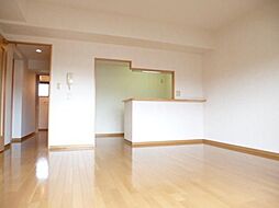 埼玉高速鉄道 南鳩ヶ谷駅 徒歩4分の賃貸マンション 4階2LDKのリビング/ダイニング