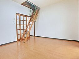 西武拝島線 東大和市駅 徒歩9分の賃貸アパート 2階1Kのリビング/ダイニング