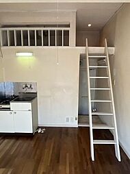 シャトー河辺 1階ワンルームのリビング/ダイニング