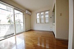 ベラドンナ国立 2階ワンルームのリビング/ダイニング