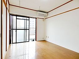 JR青梅線 福生駅 徒歩4分の賃貸マンション 5階1DKのリビング/ダイニング