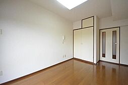 ホワイトウイング左入 1階1Kのリビング/ダイニング