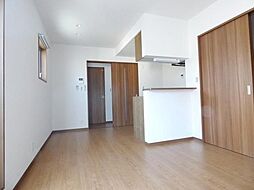 Amour sun 201 2階1LDKのリビング/ダイニング