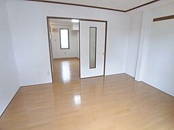 ローレルハイツ柴崎 1階1DKのリビング/ダイニング