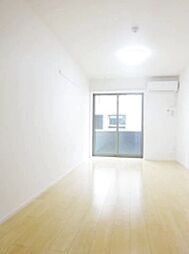 アンド・イー 1階1Kのリビング/ダイニング