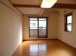 ブルームーン 2階1Kのリビング/ダイニング