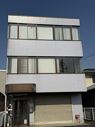 現地外観写真2...