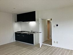 ベルフラット吉野 112 1階3LDKのリビング/ダイニング