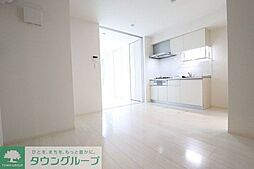 オリーブ津田沼 102 1階1LDKのリビング/ダイニング