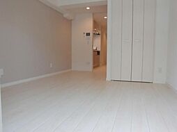 ＰＬＵＭ　ＶＩＬＬＡＧＥ 312 3階1Kのリビング/ダイニング