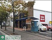 ユニクロ市川妙典店 徒歩9分。ショッピングセンター 720m