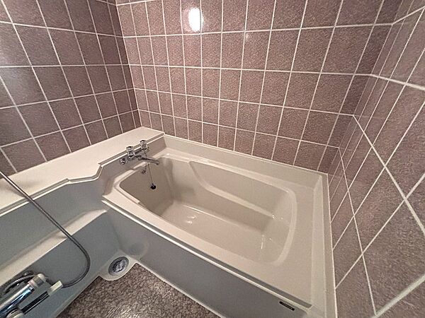 浴室を拡大表示