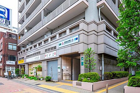 清澄白河駅(東京メトロ 半蔵門線、都営大江戸線) 「清澄白河駅」A3出入口まで徒歩10分。出入口裏手にはエレベーターも設置されており、お荷物の多い日やベビーカー移動にも安心です。 760m