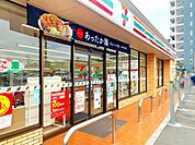セブンイレブン江東新砂3丁目店 徒歩5分。 400m