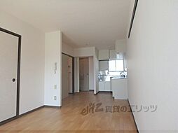 プラムハウス西賀茂 203 2階1LDKのリビング/ダイニング