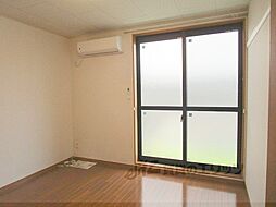 京都市営烏丸線 国際会館駅 徒歩3分の賃貸アパート 1階1Kのリビング/ダイニング