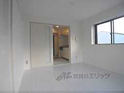 ファーストコート紫竹 401 4階1Kのリビング/ダイニング