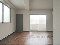 京阪本線 神宮丸太町駅 徒歩9分の賃貸アパート 3階ワンルームのリビング/ダイニング