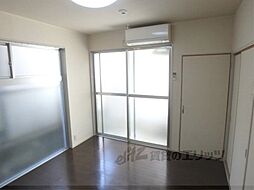 グランシャリオ 105 1階1Kのリビング/ダイニング