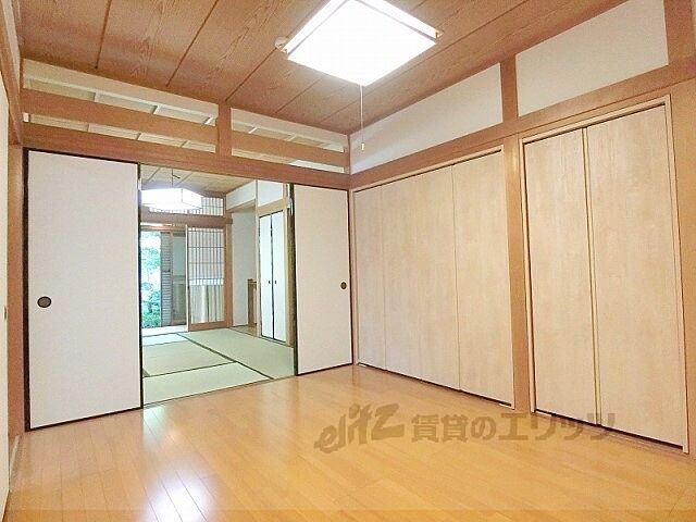 寝室