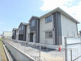 滋賀県大津市下阪本6丁目（賃貸アパート2LDK・1階・66.12㎡） その1