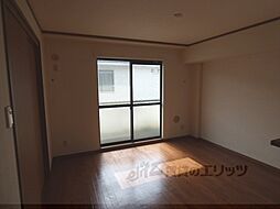 ジョイフル岡本 203 2階2LDKのリビング/ダイニング