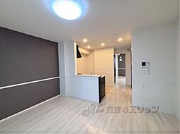 JR草津線 寺庄駅 徒歩6分の賃貸アパート 1階1LDKのリビング/ダイニング