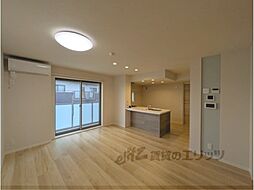 シャーメゾンレコルト 302 3階2LDKのリビング/ダイニング