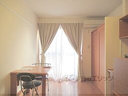 レオパレスＡｎｄｒｏｍｅｄａ 1階1Kのリビング/ダイニング