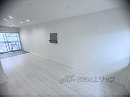 コーポフローラル 205 2階1LDKのリビング/ダイニング