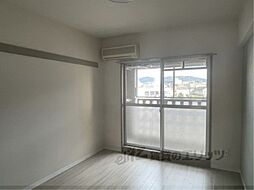 グラフィーネ草津野路 302 3階1Kのリビング/ダイニング