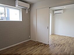 JR東海道・山陽本線 石山駅 徒歩8分の賃貸アパート 1階1LDKのリビング/ダイニング