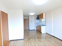 Ｇｒａｎｄ　Ｐｕｒｅ 103 1階1LDKのリビング/ダイニング