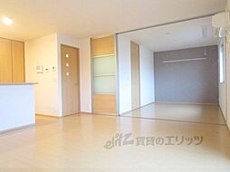 JR東海道・山陽本線 南草津駅 徒歩11分の賃貸アパート 2階3LDKのリビング/ダイニング