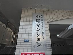 17 / 32