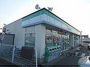 ファミリーマート　栗東出庭店まで600メートル