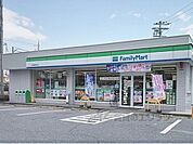 ファミリーマート　大津雄琴駅前店まで260メートル