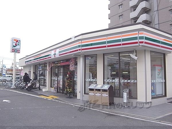 画像17:セブンイレブン　天神川三条店まで180メートル